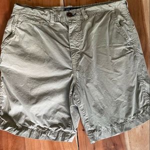 American Eagle Outfitters Men's Tan Khaki Flat Front Chino Casual Shorts 33